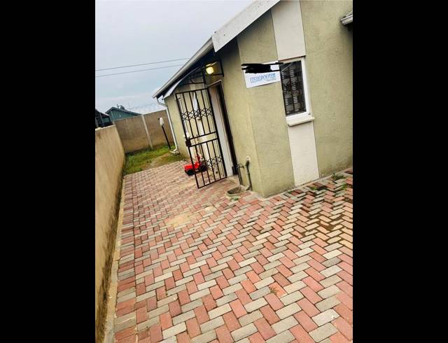 3 BEDROOM HOUSE FOR SALE IN WINDMILL PARK